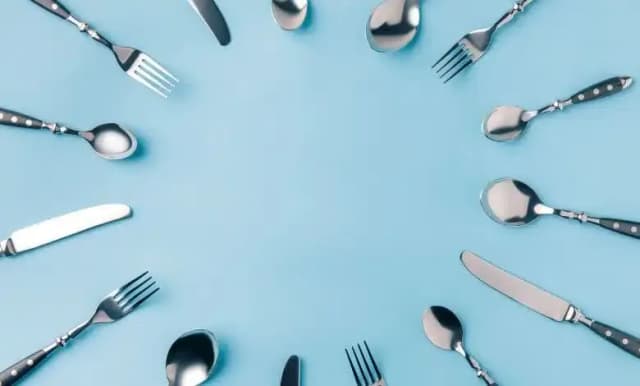Jak nakrywać do stołu sztućce, aby uniknąć powszechnych błędów Jak nakrywać do stołu sztućce, aby uniknąć powszechnych błędów